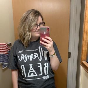 Meet your Posher, Kayla